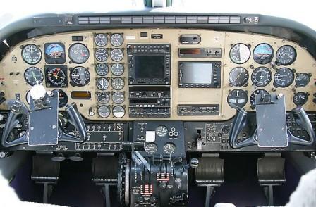 Kingair analog cockpit